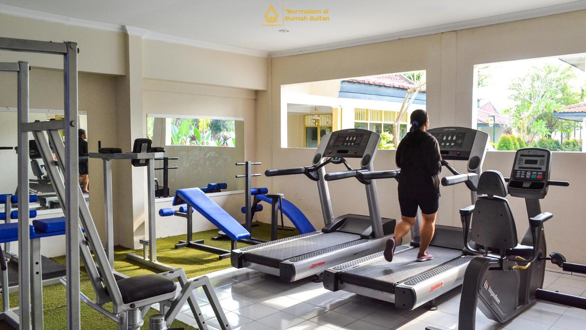 Royal Brongto Hotel Yogyakarta Exterior foto